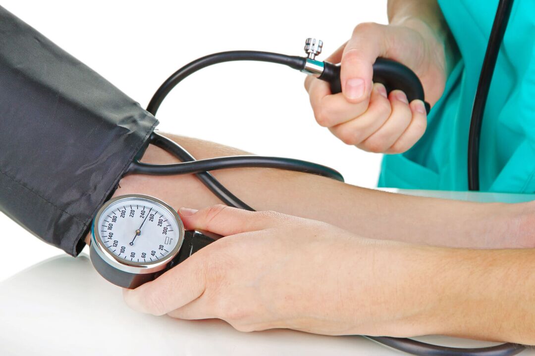 Medición da presión e tratamento da hipertensión con cápsulas zxcvbnmqwert